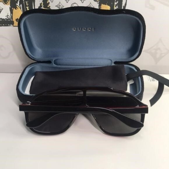 New Authentic Gucci Black Sunglasses GG1038s 001 - Picture 9 of 11